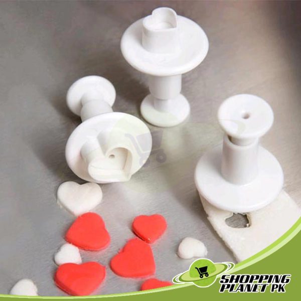 3 Piece Set Of Plastic Plunger Cutter Decorating Tool